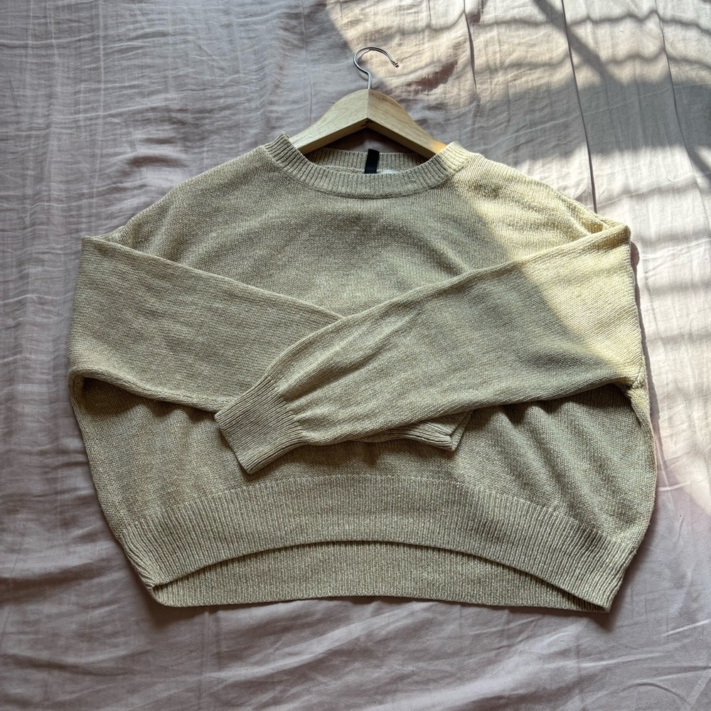 H&M Beige Crewneck Sweater
